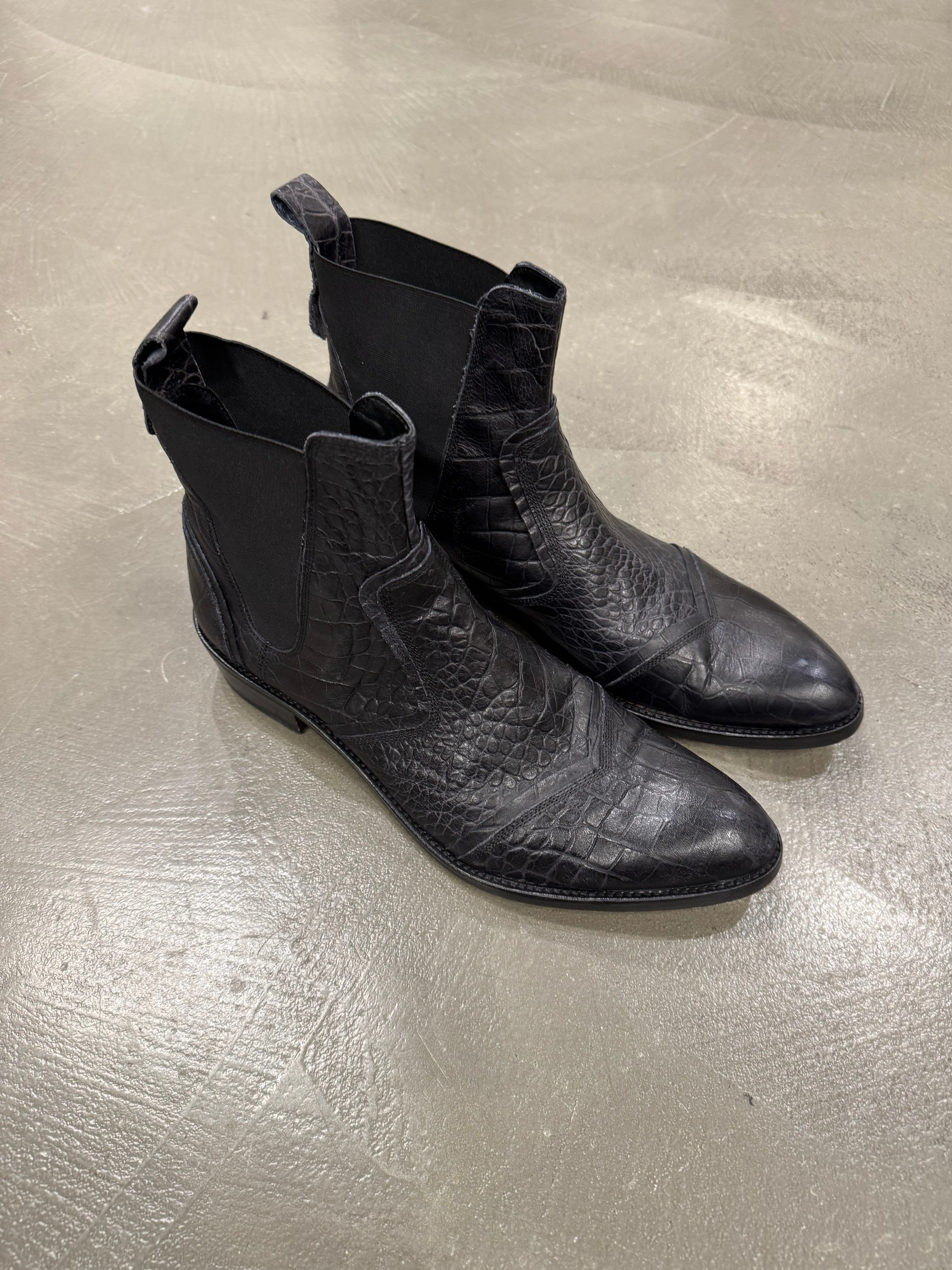 2000s CAVALLI faux crocodile leather chelsea leather boots
