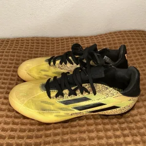 Adidas GW7418 ‎ X SPEEDFLOW MESSI.1 Kids Sz 2.5 FIRM GROUND CLEATS Boys