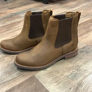 ARIAT WOMEN'S WEXFORD WATERPROOF CHELSEA BOOTS - ROUND TOE