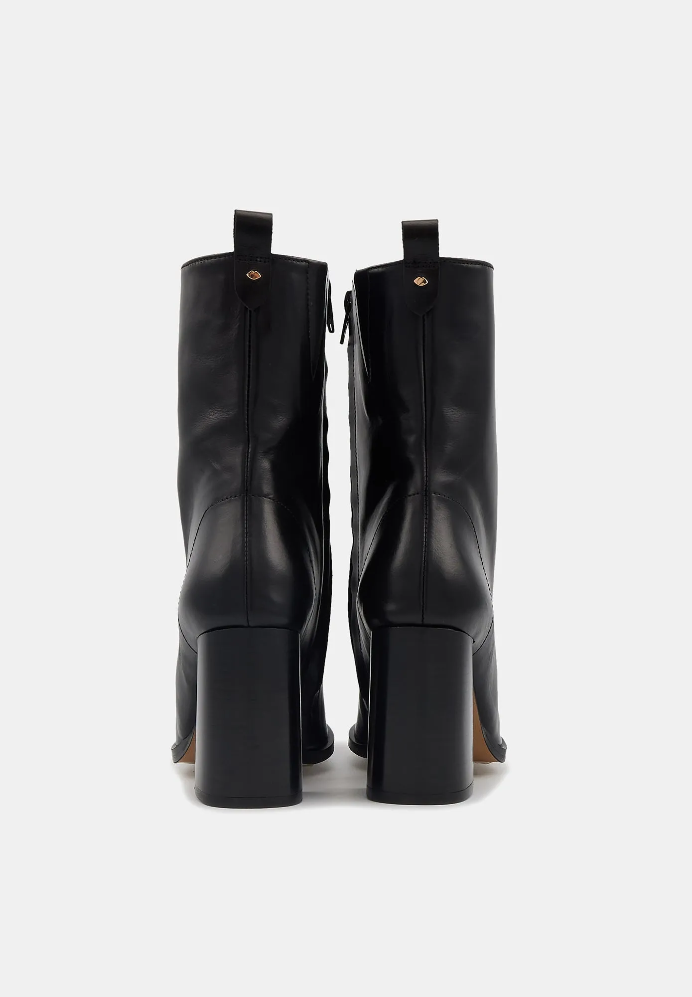 Ariel-Cuir Noir