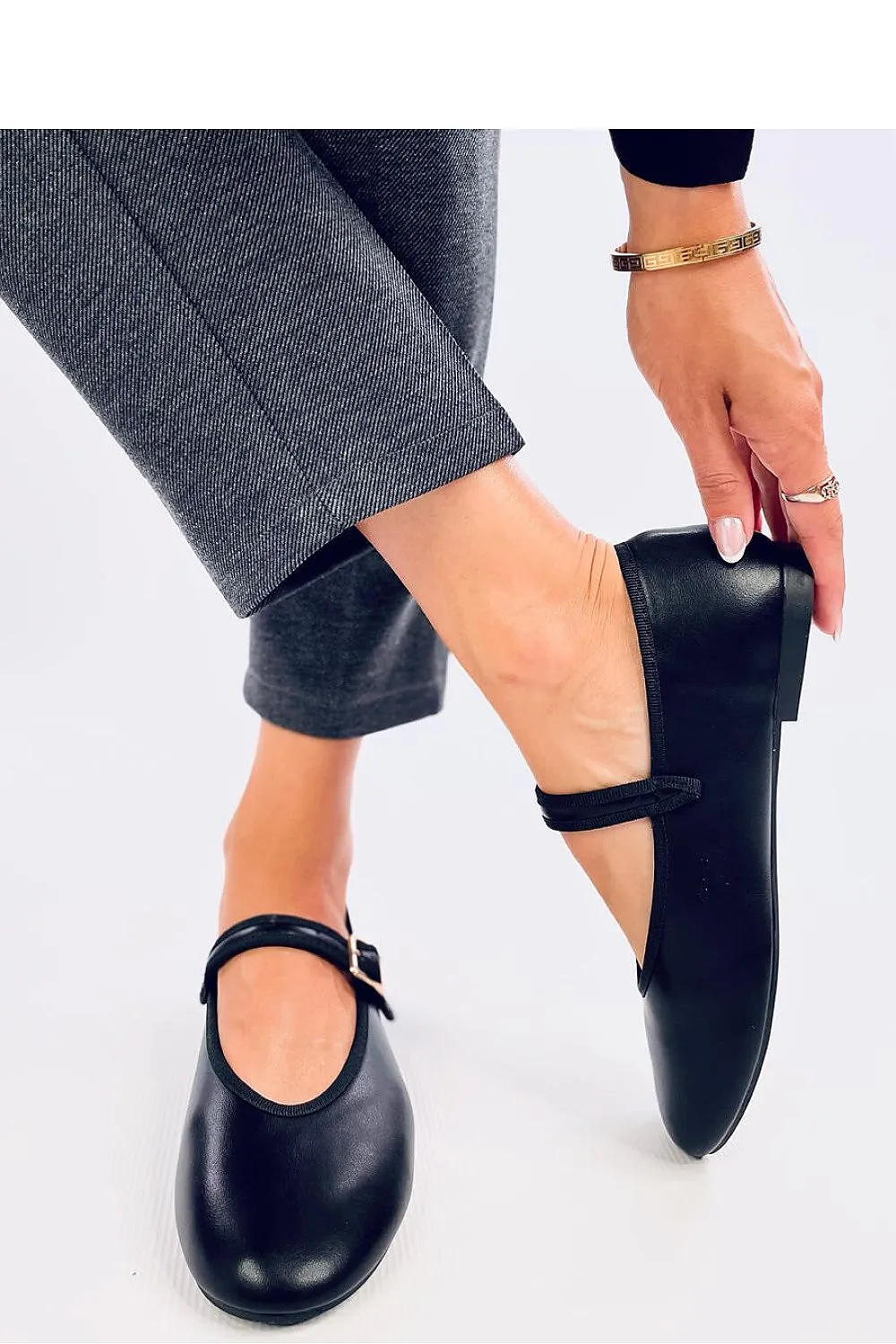 Ballet flats