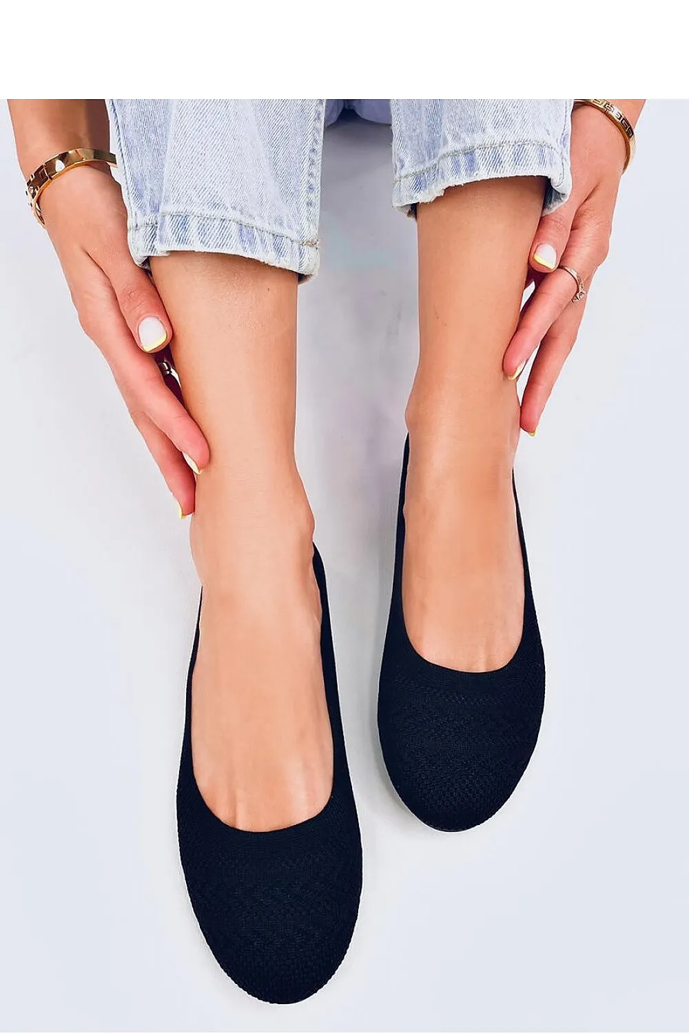 Ballet flats