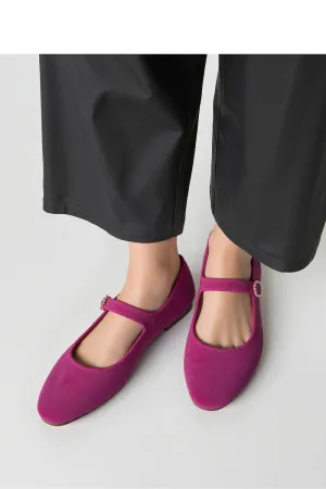 Ballet flats