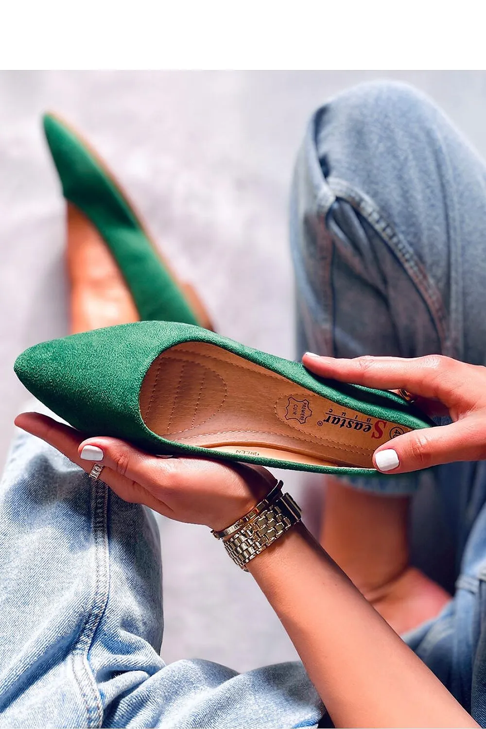 Ballet flats
