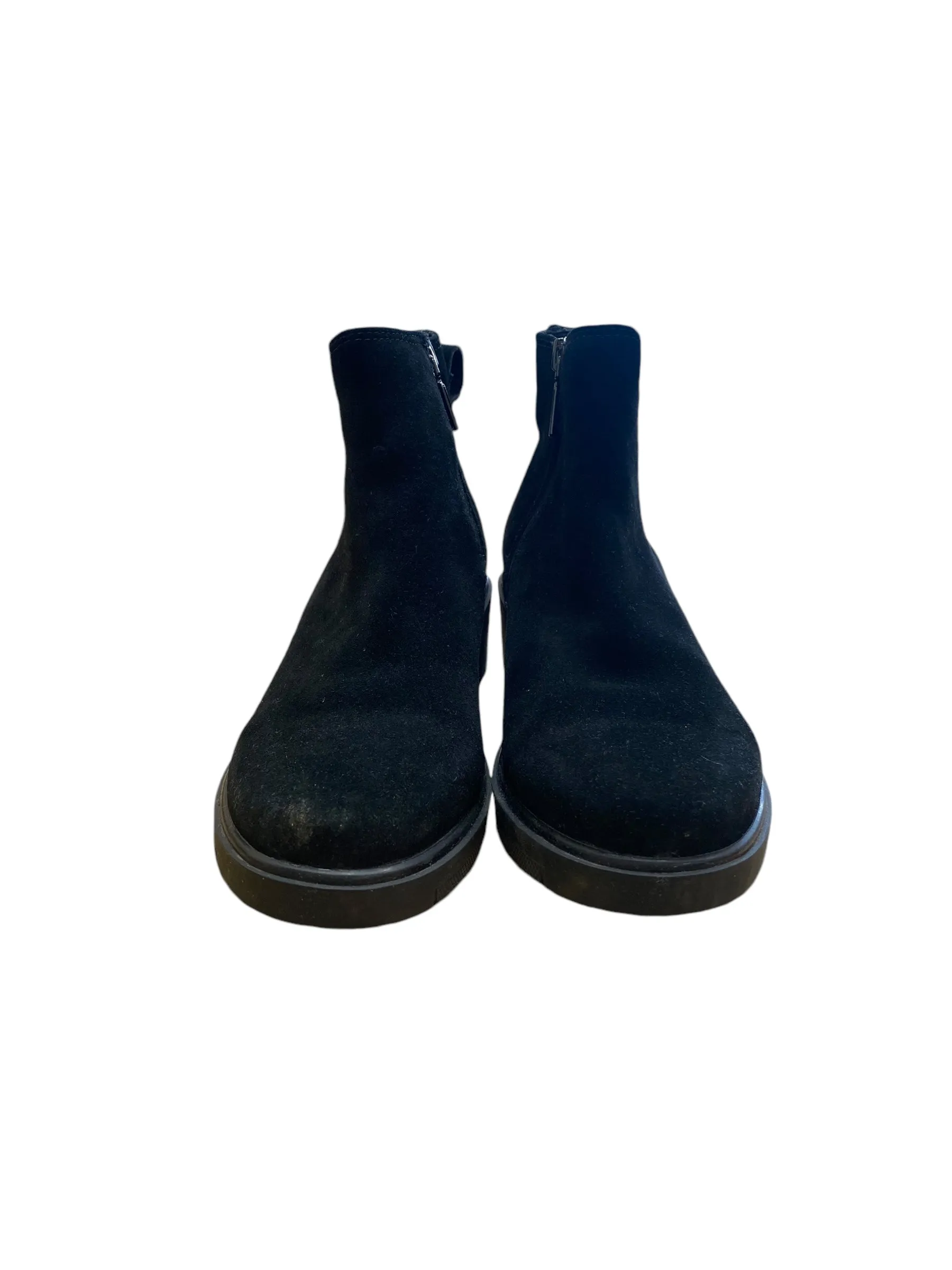 Boots Ankle Flats By Aqua In Black, Size: 6