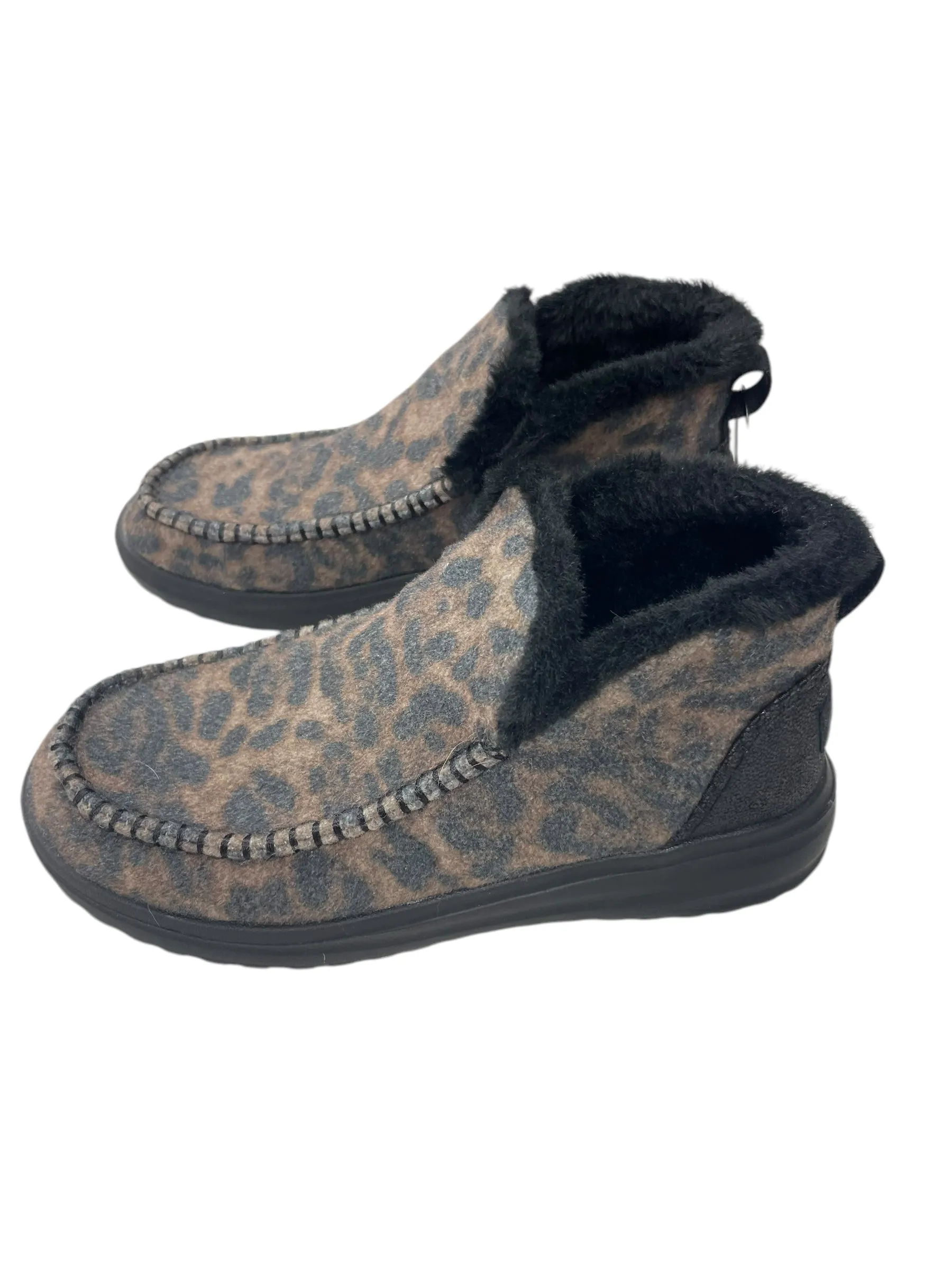 Boots Ankle Flats By Hey Dude In Animal Print, Size: 8
