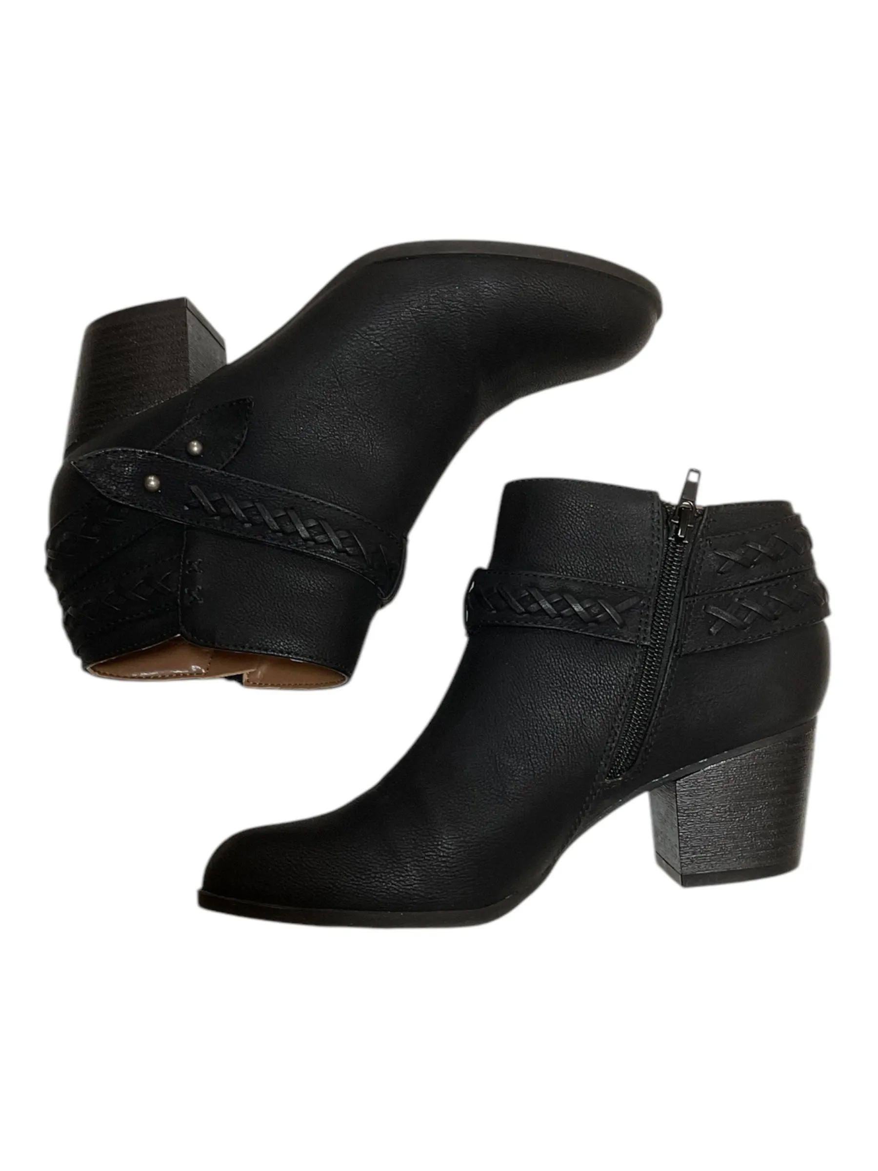 Boots Ankle Heels By Indigo In Black, Size: 8