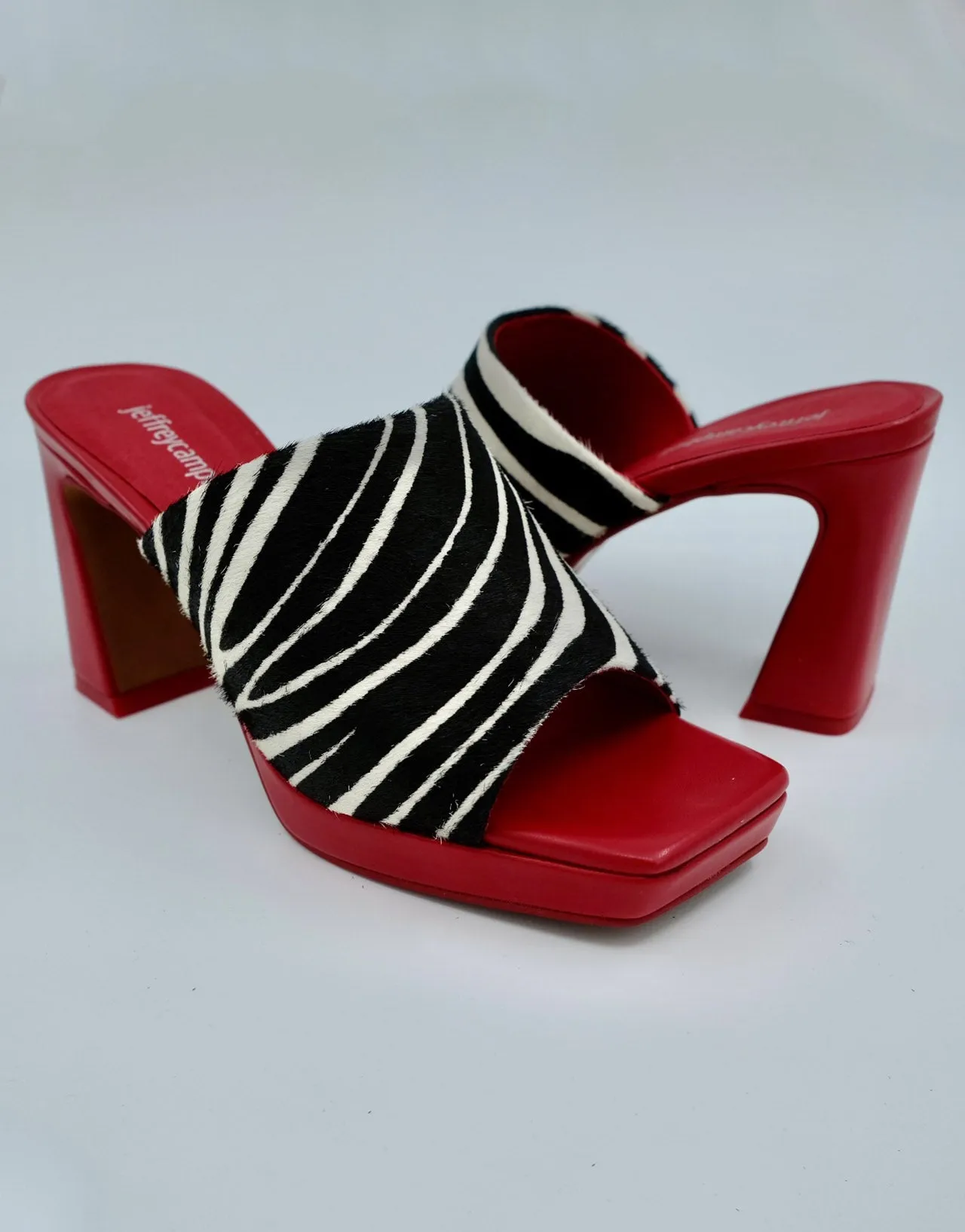 Caviar Black/White/Red Zebra