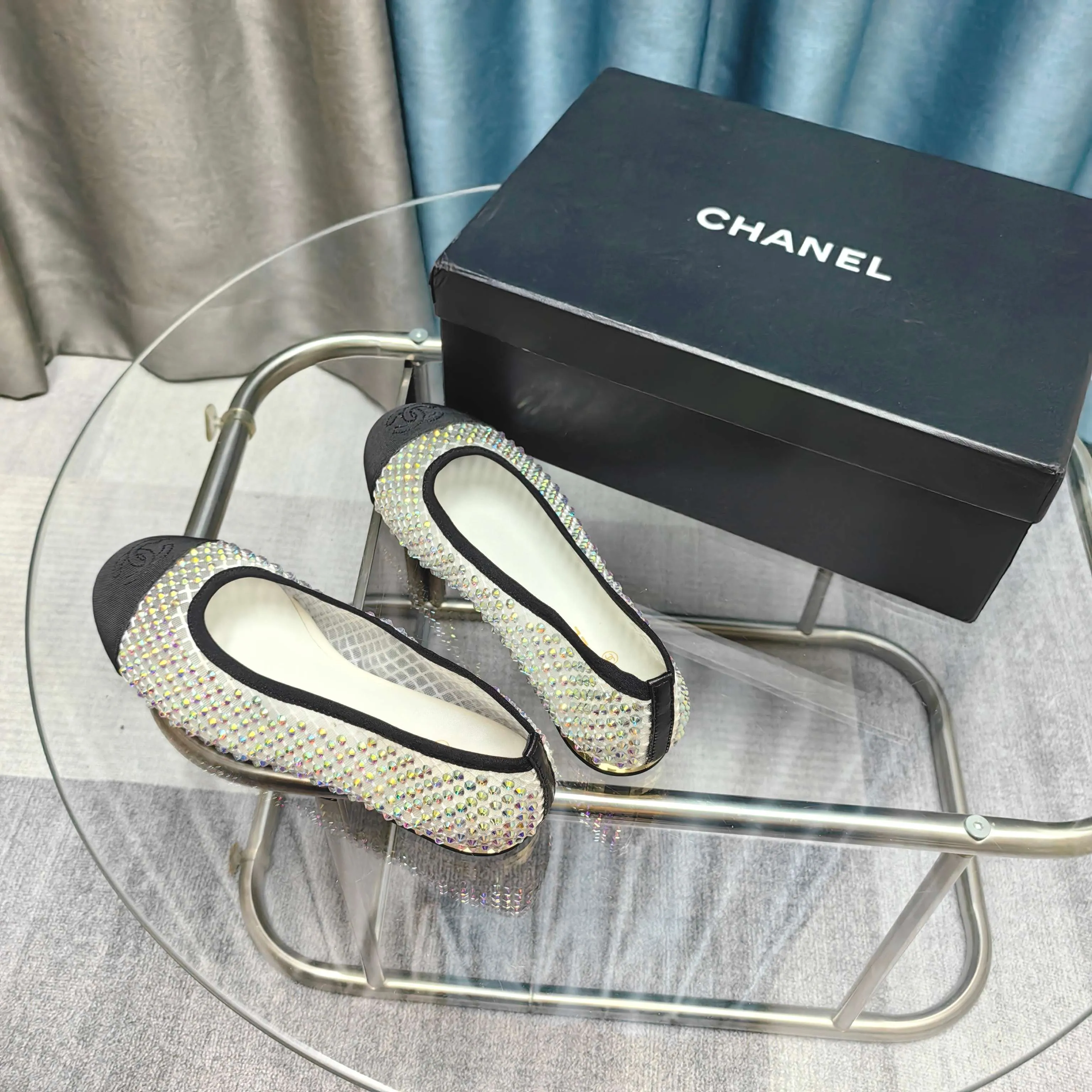 CC 25P Ballet Flat White Mesh Fabric