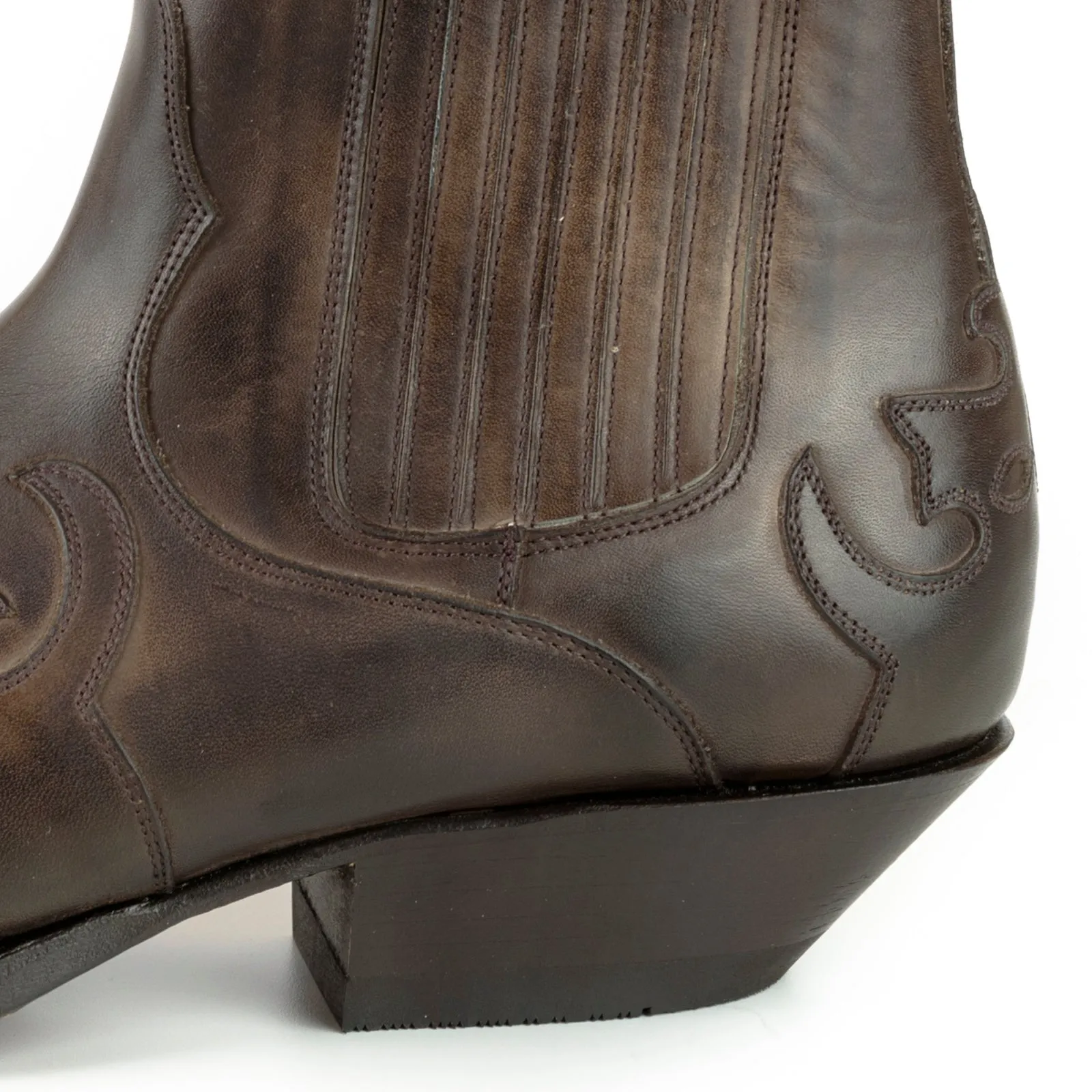 Cowboy Boots or Ankle Boots for Women and Men Handcrafted Dark Brown Leather Urban 1931
