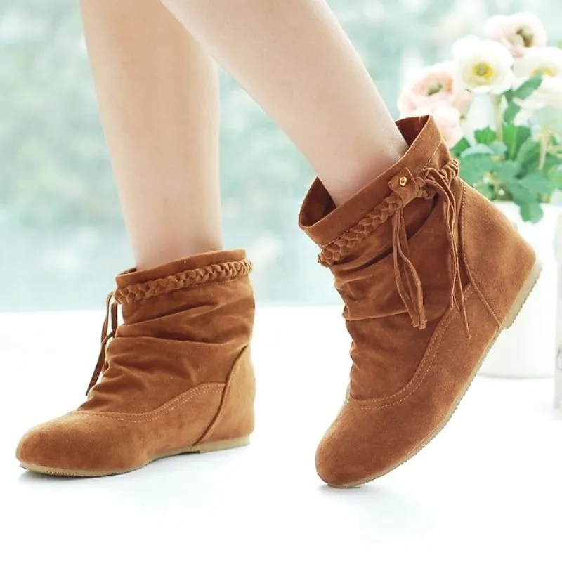 Customized Tassel Flat Inner Heightening Ankle Boots