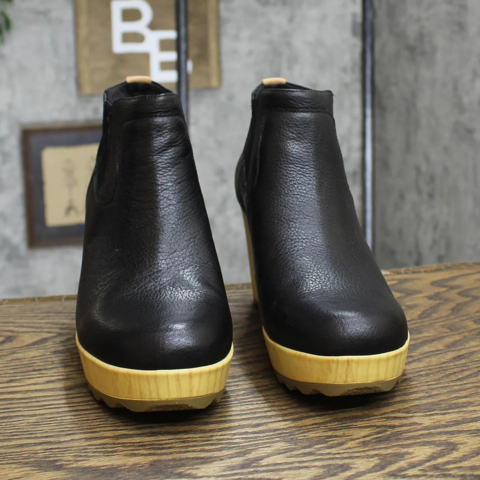 Dr. Scholl's Wild About Women's Chelsea Boots H4328L1 Black 8.5M