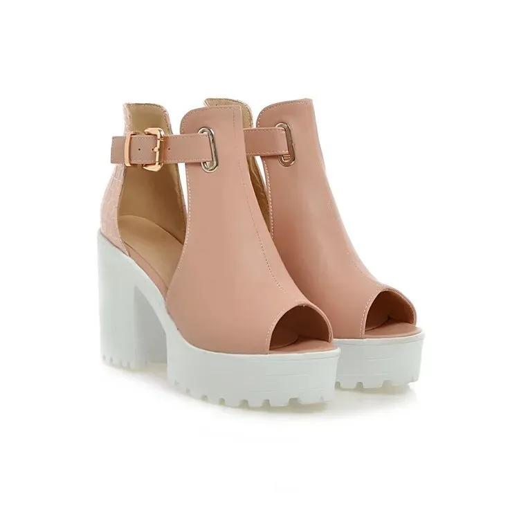 Gladiator Style Square Heel Buckle Strap Sandals