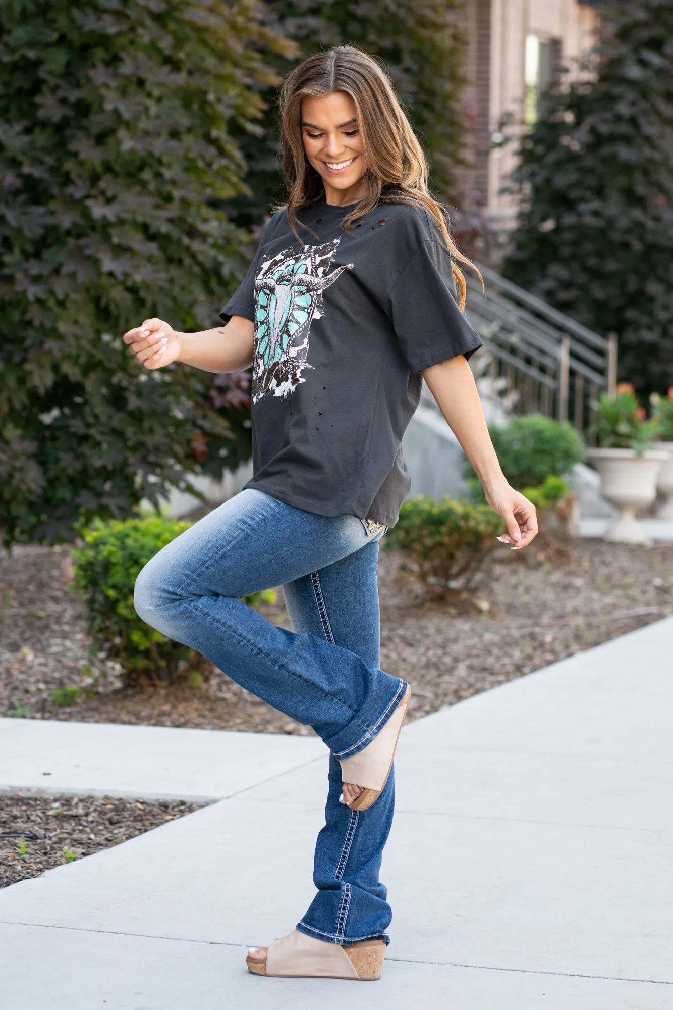 Long Horn Turquoise Pendant Graphic Tee