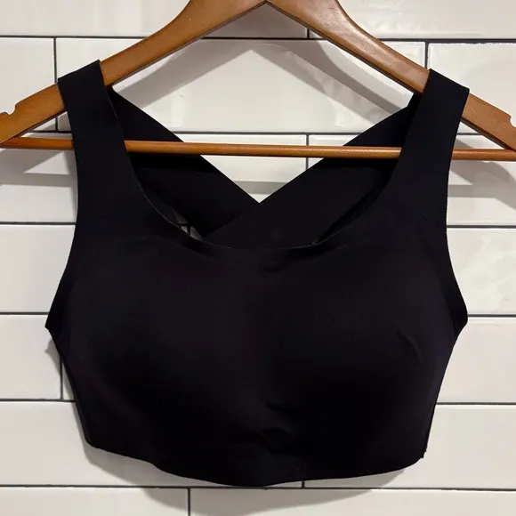 Lululemon Entice high support Bra black 36C
