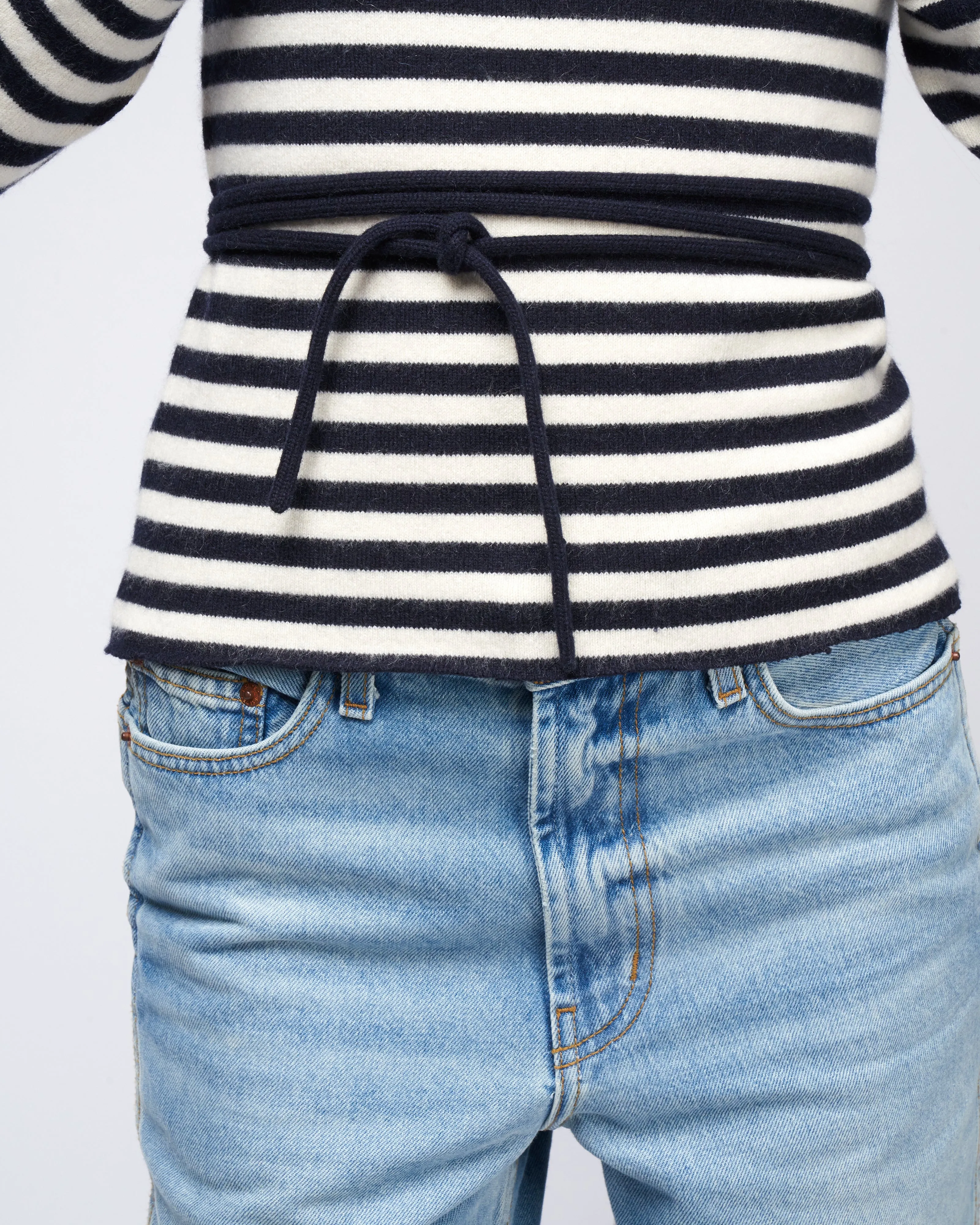 minus fitted ls crew w/ strings - breton stripe