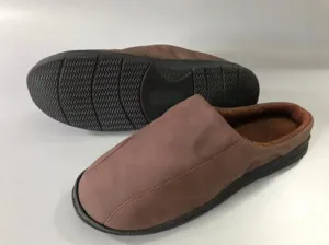 N.Kelii Men Slippers Sherpa Choc M
