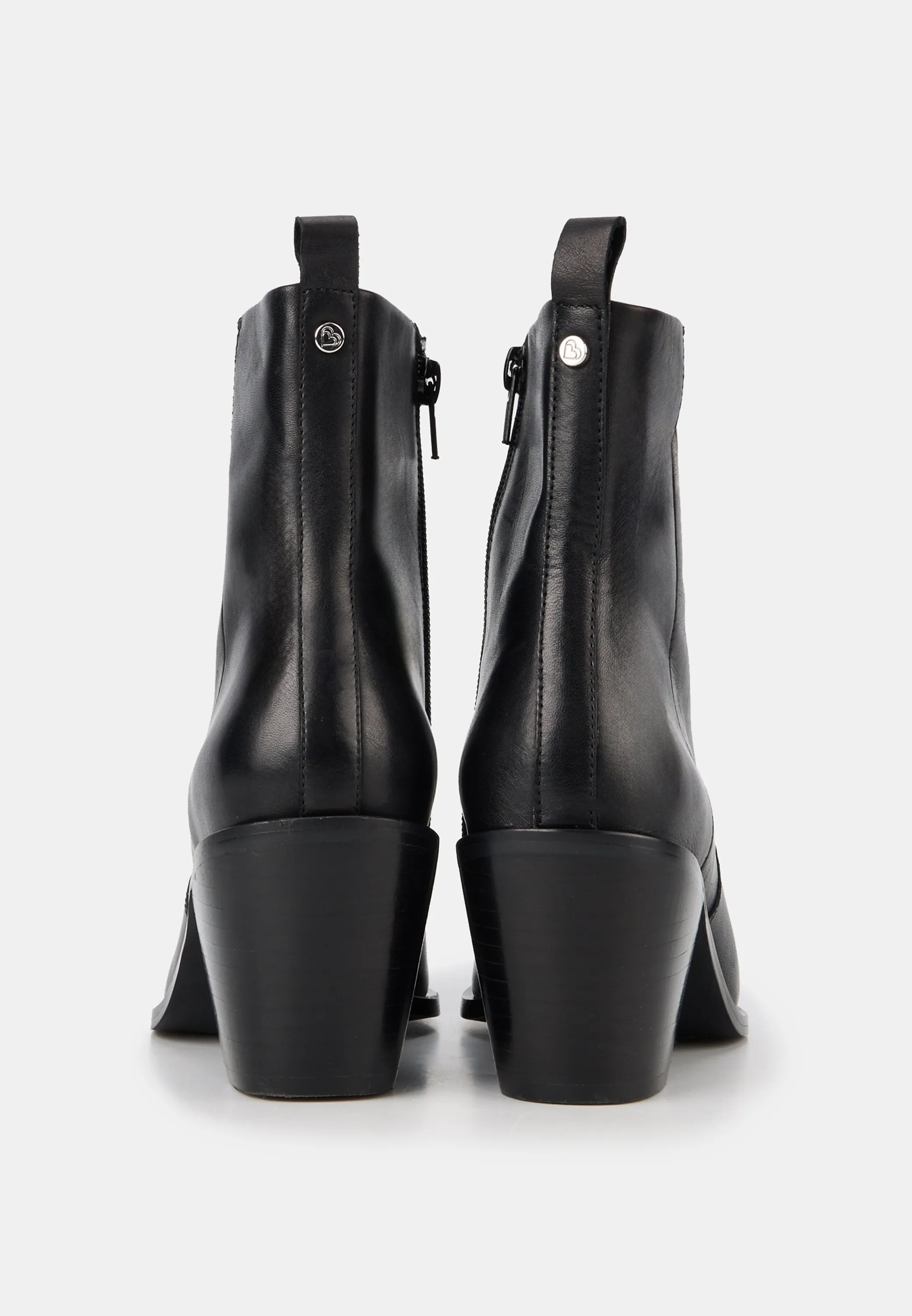 Nour-Cuir Brillant Noir