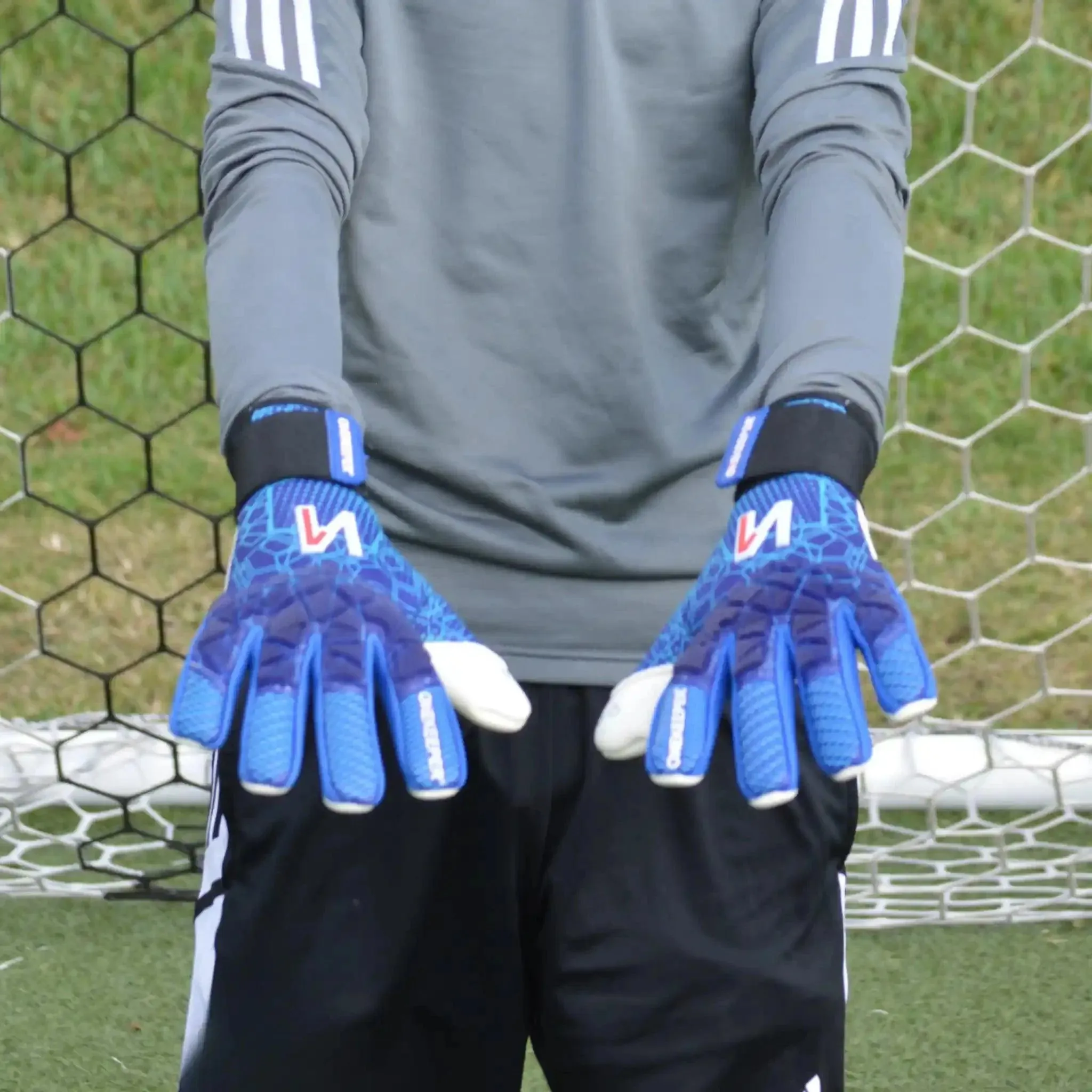 ONEKEEPER C-TEC Aqua Latex Blue - Pro Goalkeeper Gloves Sizes 8 to 12
