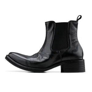 Pointed Toe Cowhide Chelsea Boots