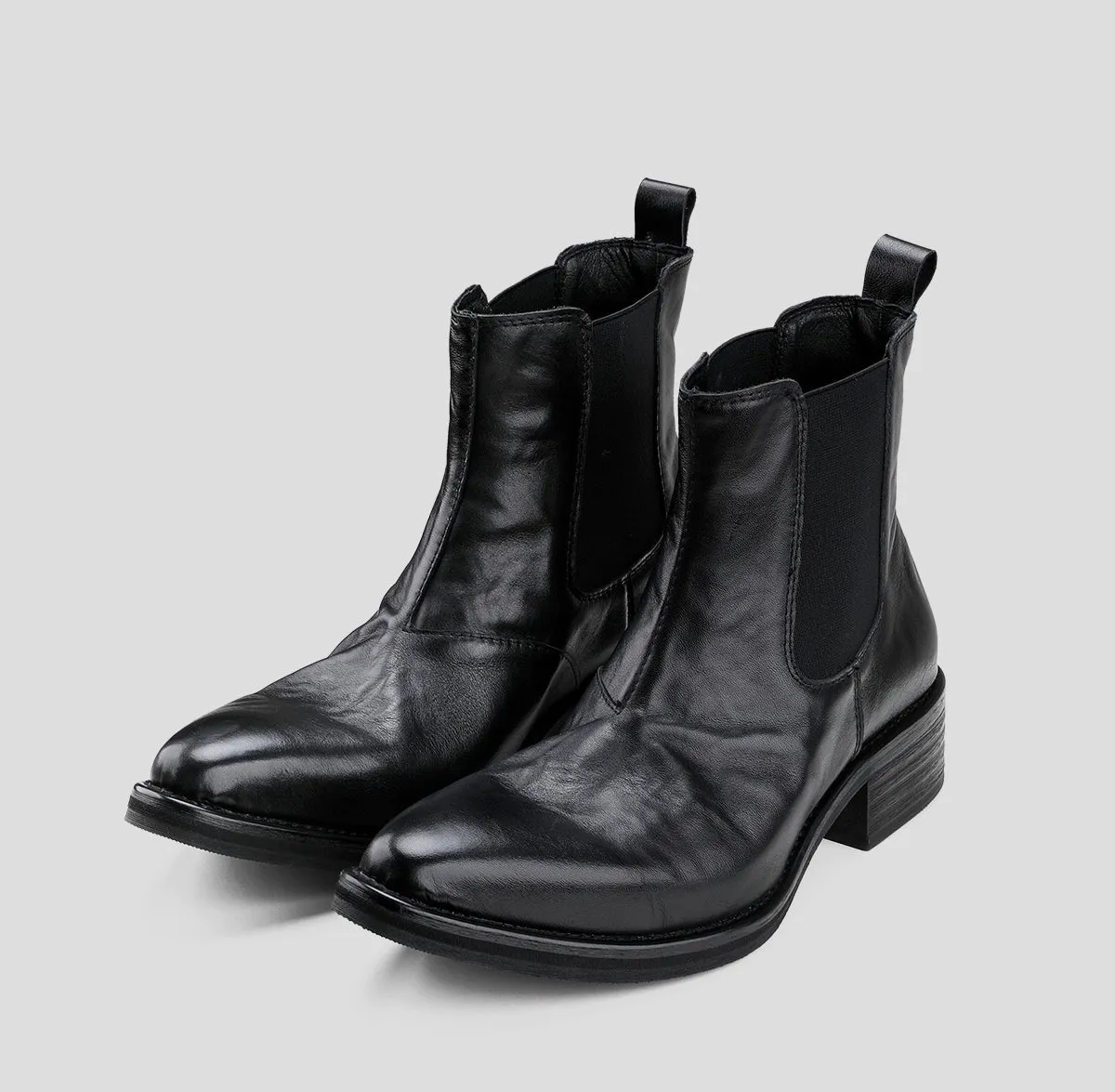 Pointed Toe Cowhide Chelsea Boots