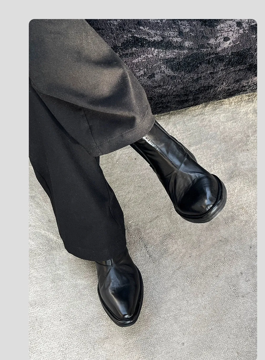 Pointed Toe Cowhide Chelsea Boots