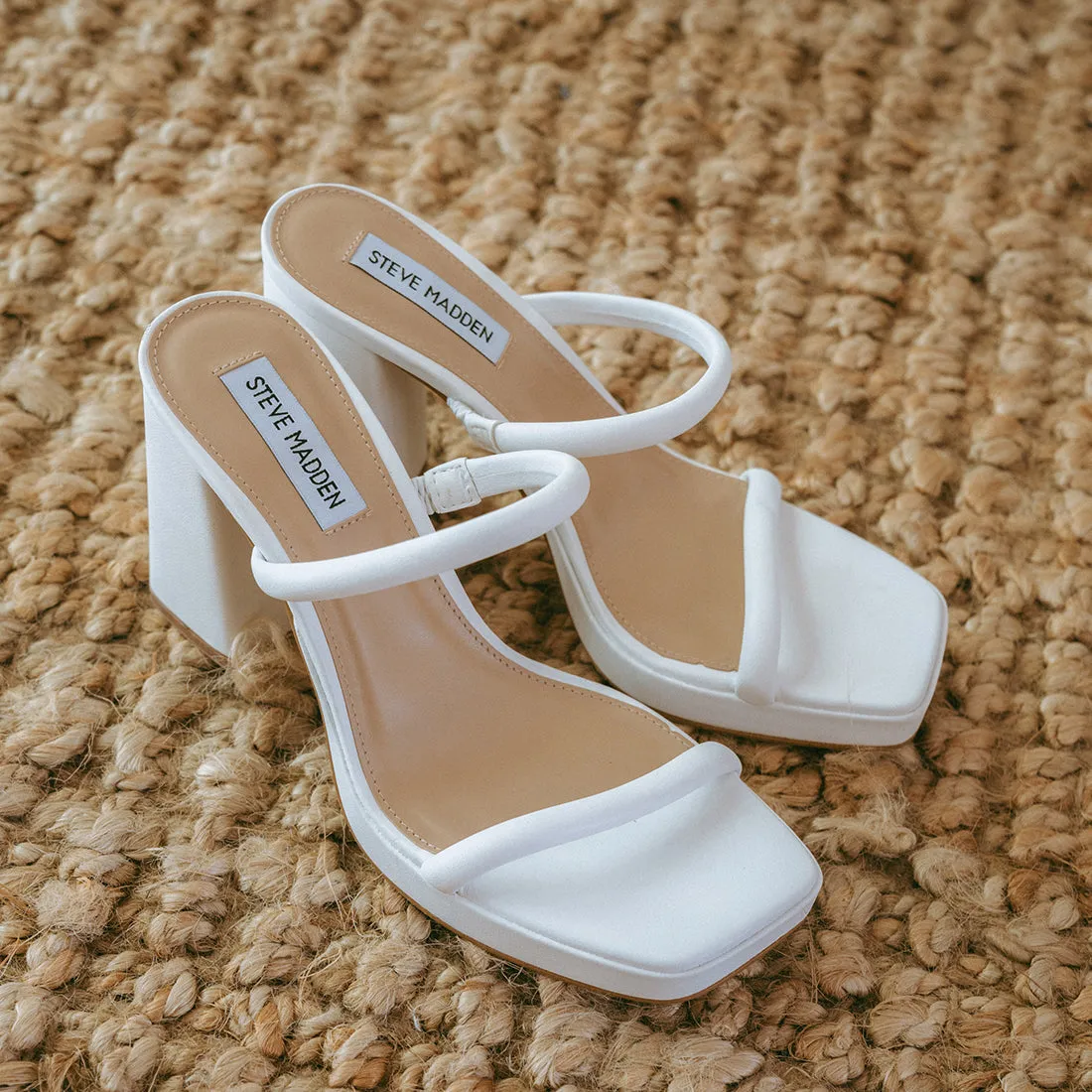 POLLY WHITE - SM REBOOTED