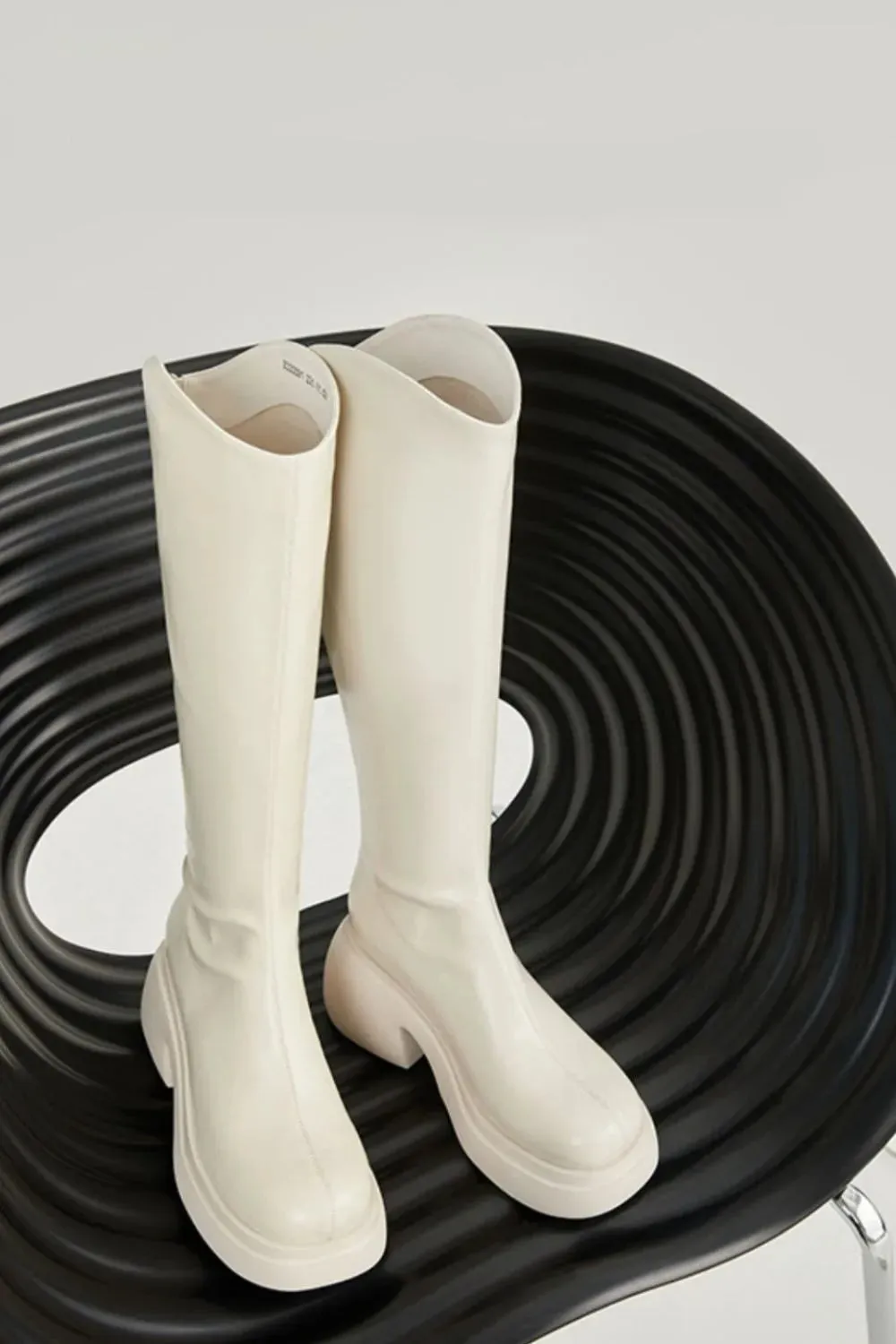 Round Toe Platform Boots