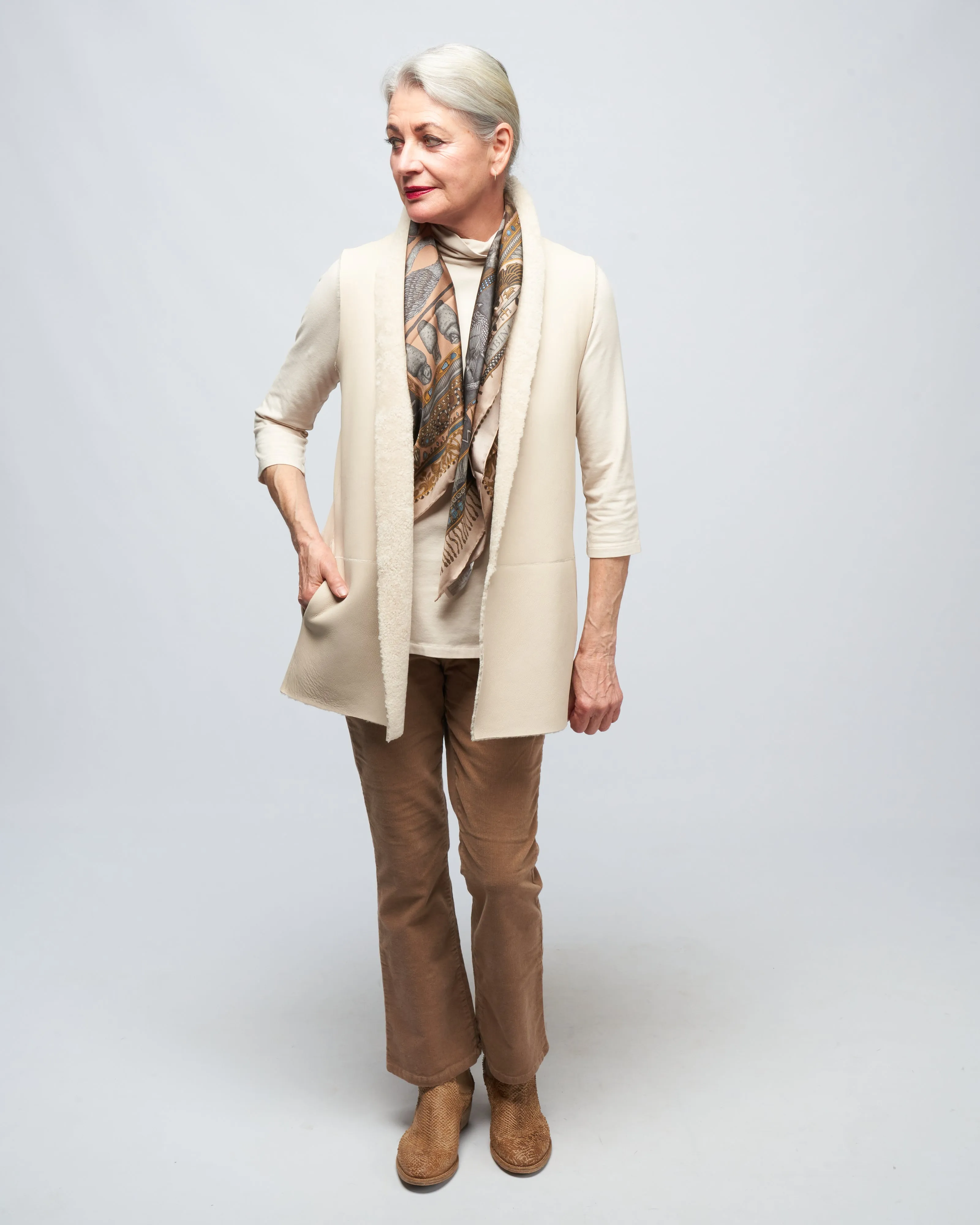 short stand collar gilet