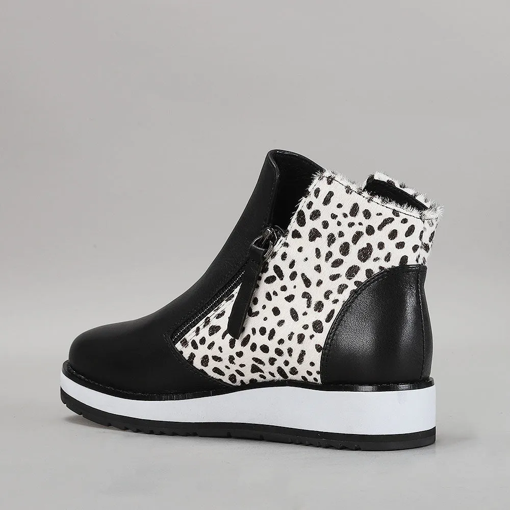 Storm - Black / Snow Pony