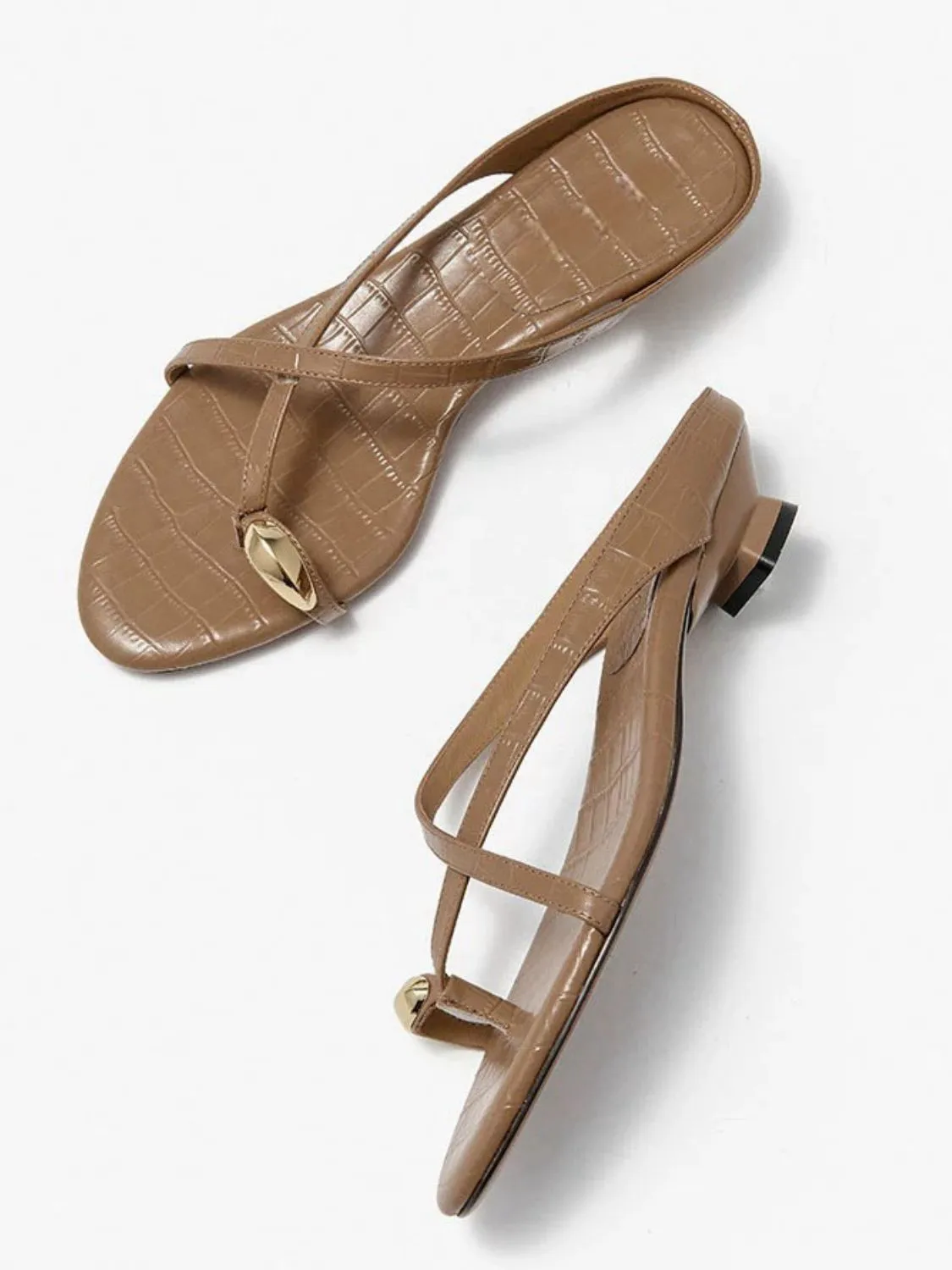Toe Loop Block Heels Sandals