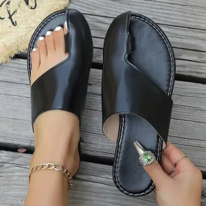 Toe Loop Flats Sandals
