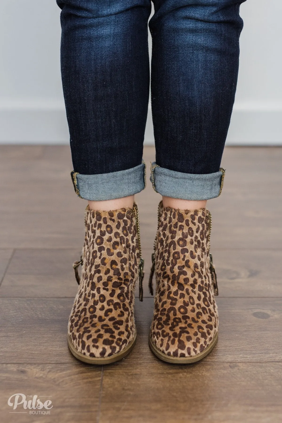 Very G Twinkle Booties- Leopard