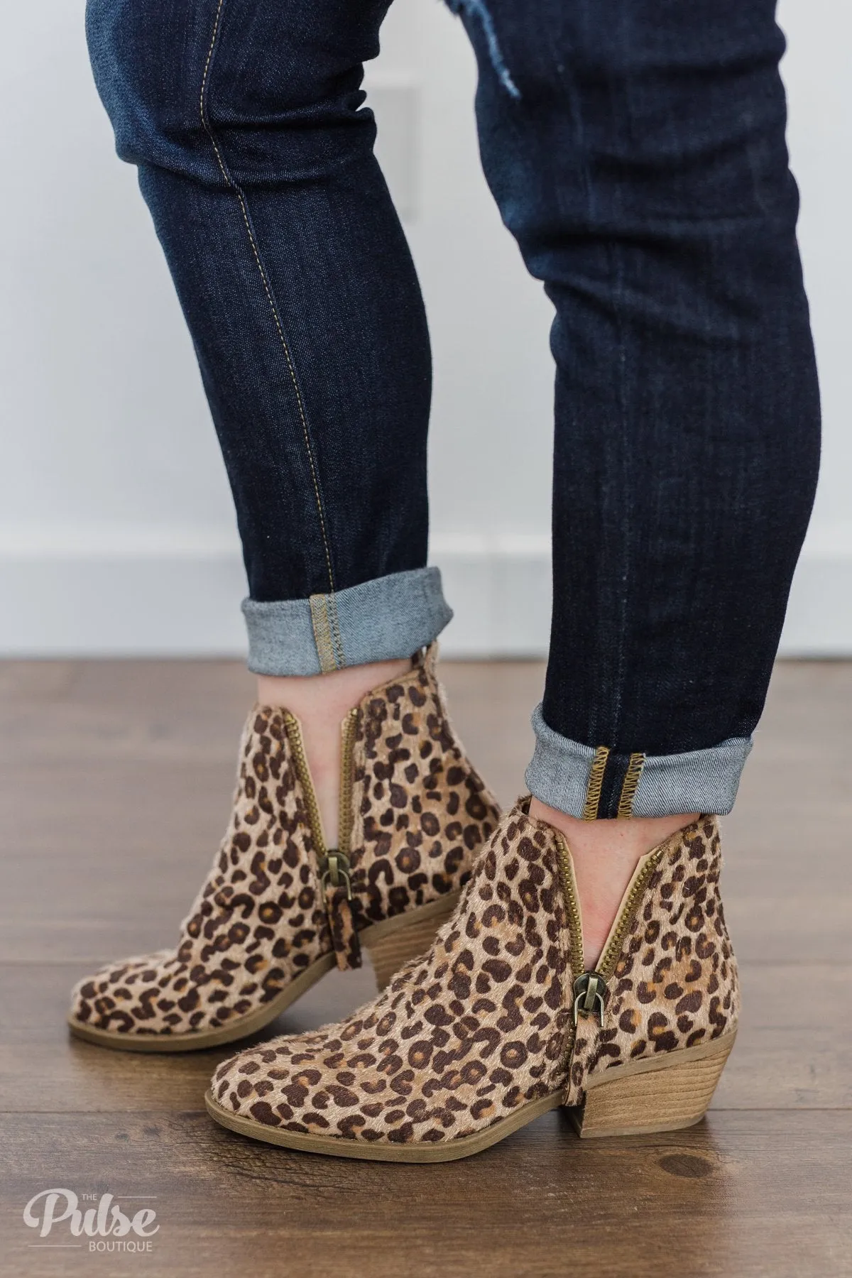 Very G Twinkle Booties- Leopard