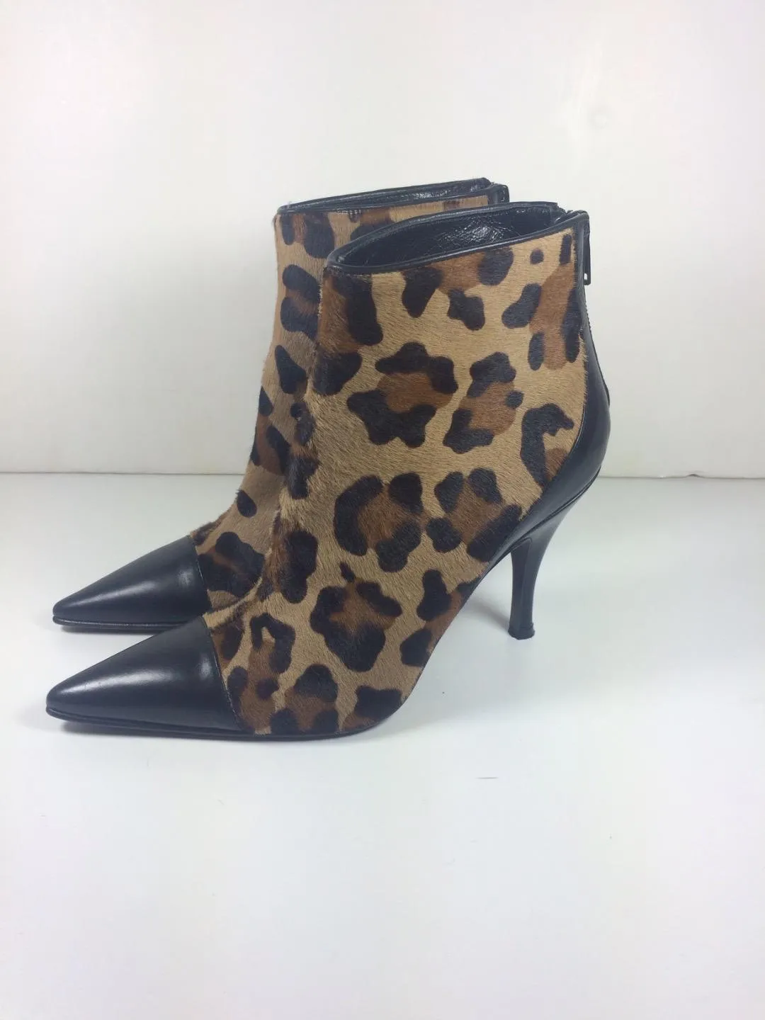 VIA SPIGA Black Leather and Calf Hair with Leopard Print Design Ankle Boots Size 5 1/2